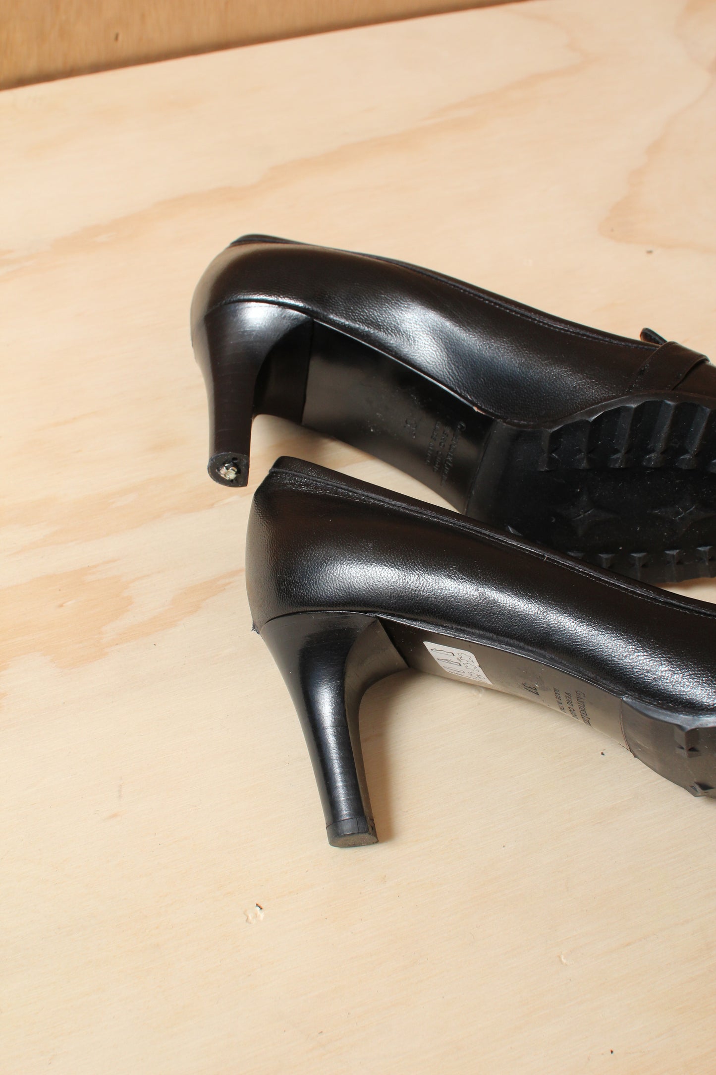 90s Black Penny Loafer Points Contrast Stitch Heels – Size 37 EU