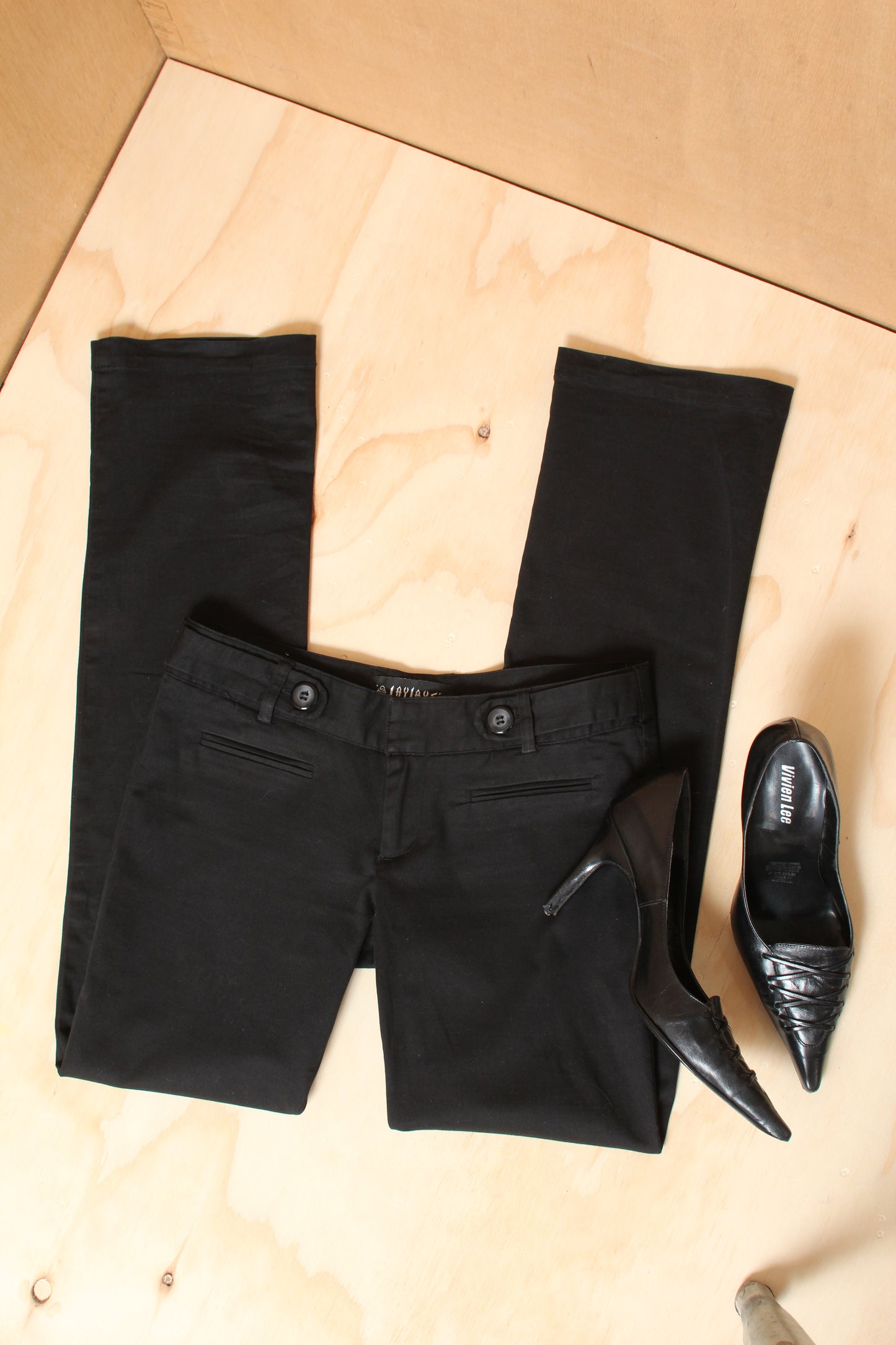 Y2K Black Low Rise Slim Leg Tailored Cargo Button Front Trousers – Size 10 AU