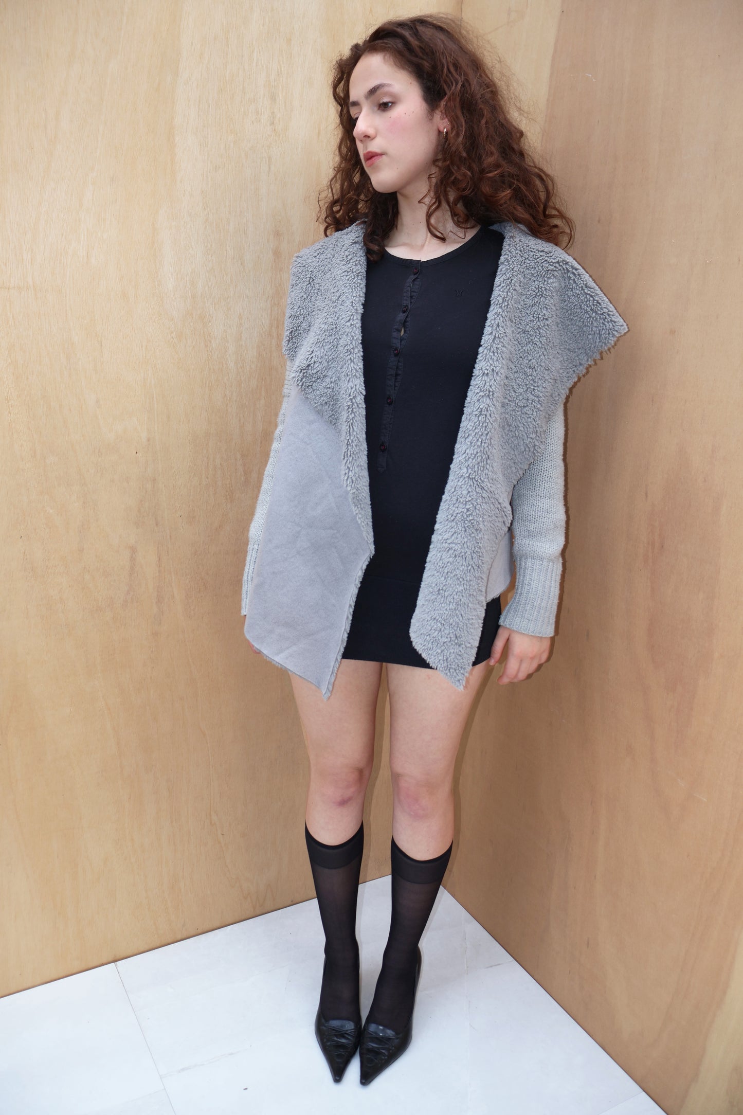 Early 2010s Grey Waterfall Knit Cardigan – Size M
