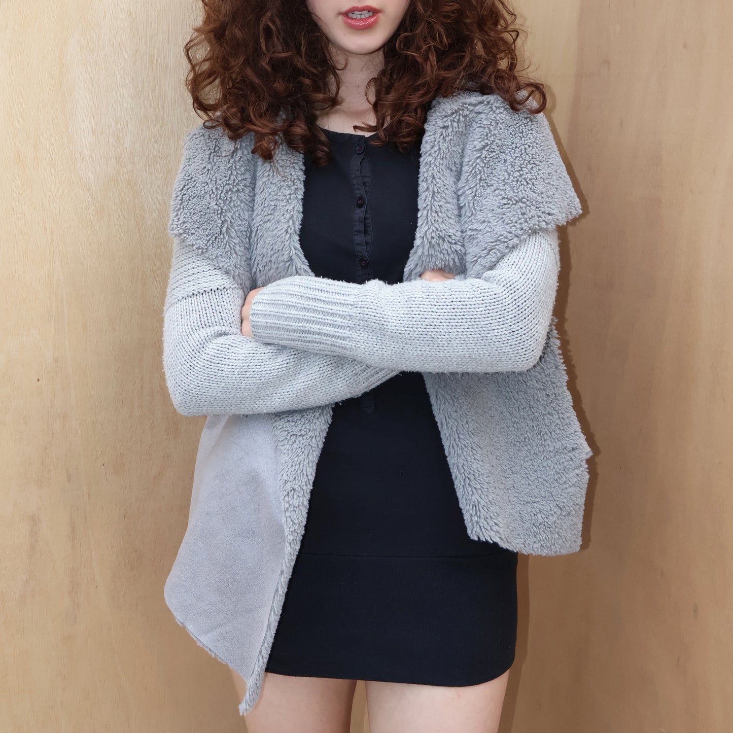 Early 2010s Grey Waterfall Knit Cardigan – Size M
