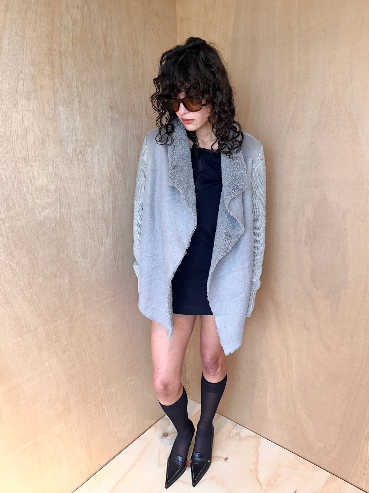 Early 2010s Grey Waterfall Sherpa Knit Cardigan – Size M