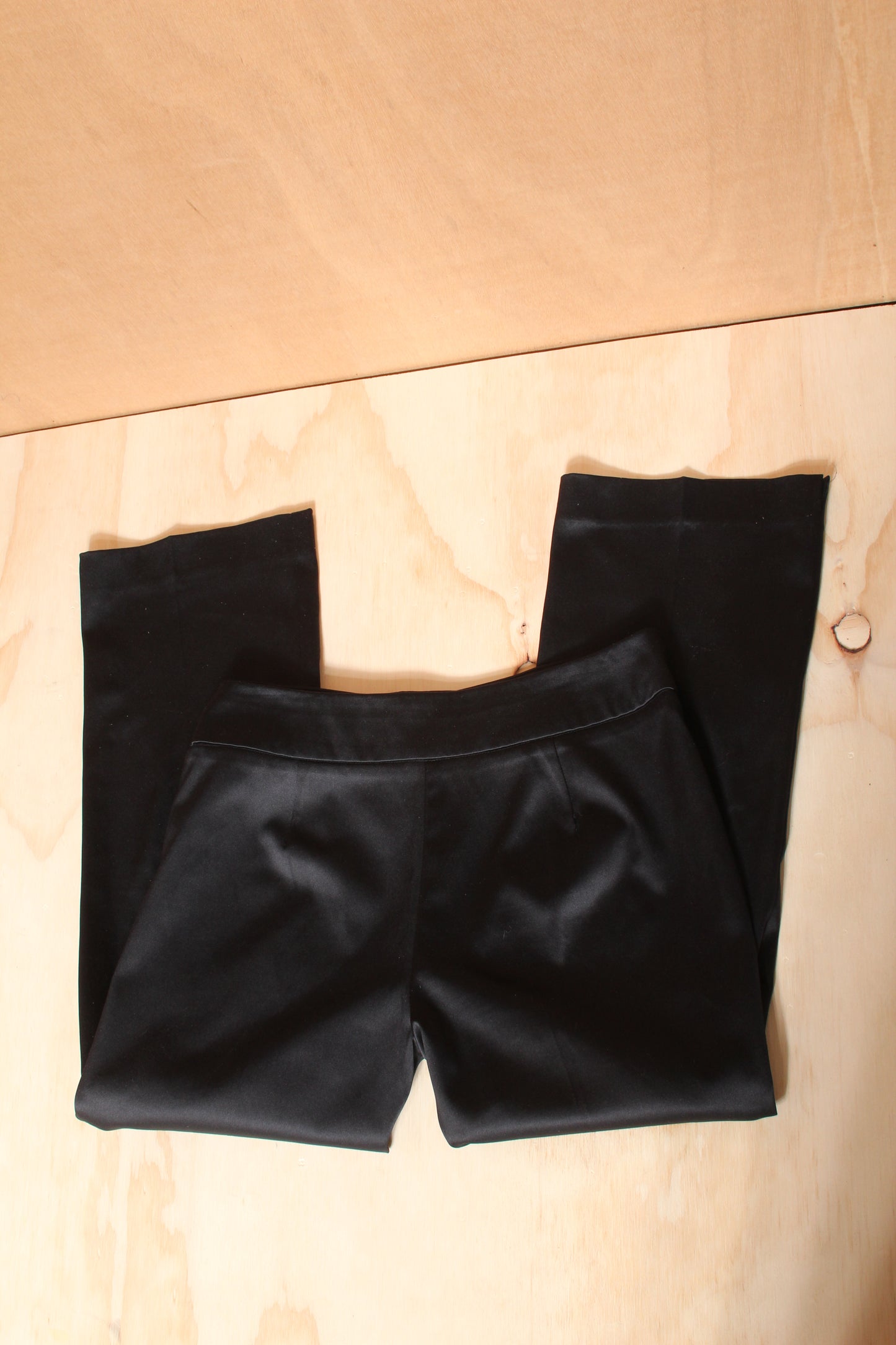 Early 2000s Black Satin Tailored Pants – Size 10 AU