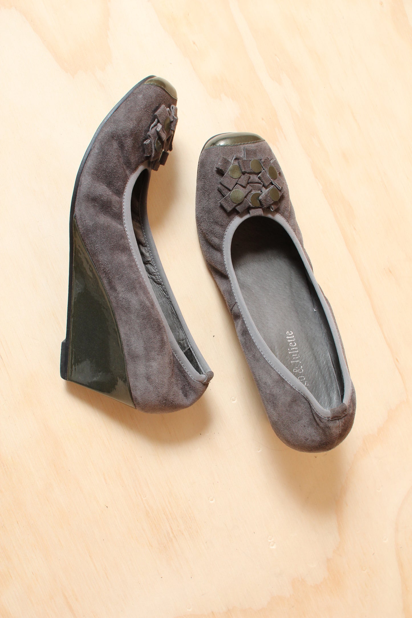 Early 2000s Charcoal Grey Suede Ballet Wedged Heel – Size 38 EU