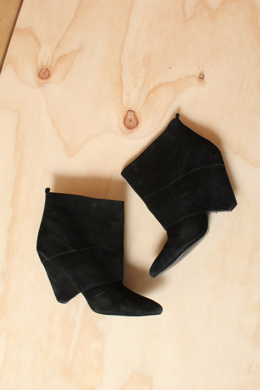 Early 2010s Black Slouchy Ankle Suede Boots – Size 38 EU