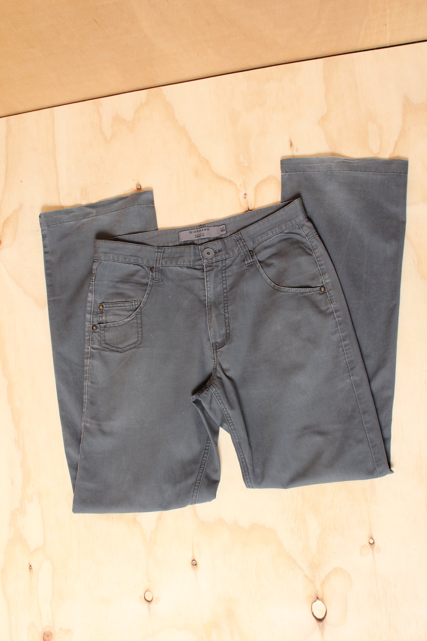 90s Washed Grey Straight Leg Cotton Chinos – Giordano - W30" L33