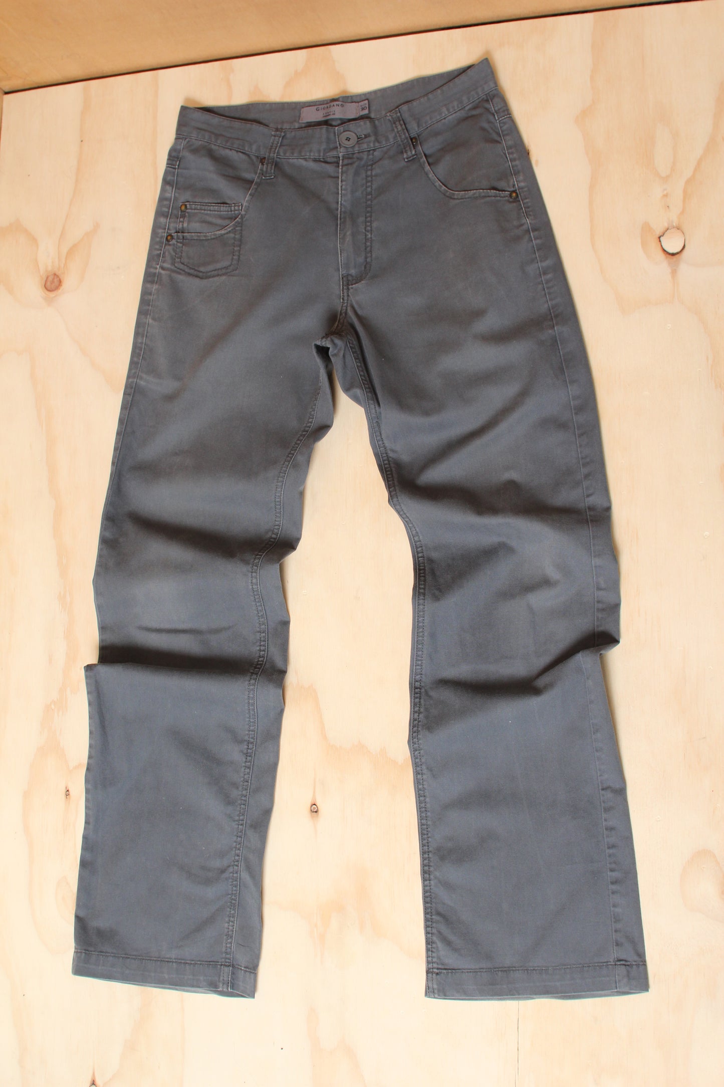 90s Washed Grey Straight Leg Cotton Chinos – Giordano - W30" L33