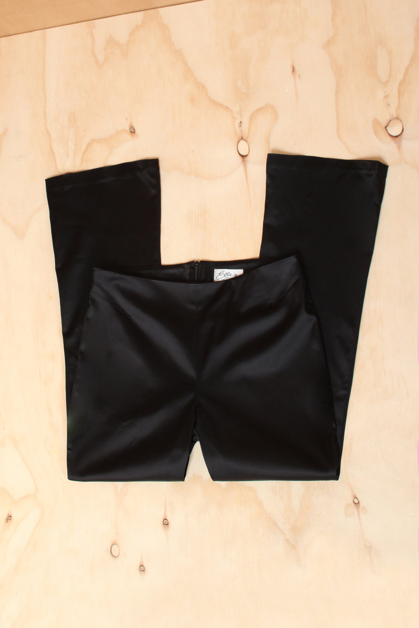 90s Black Low Rise Tailored Satin Slim Pant – Size 10